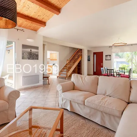 Country house Maison Calme Dans Impasse A 400 M De La